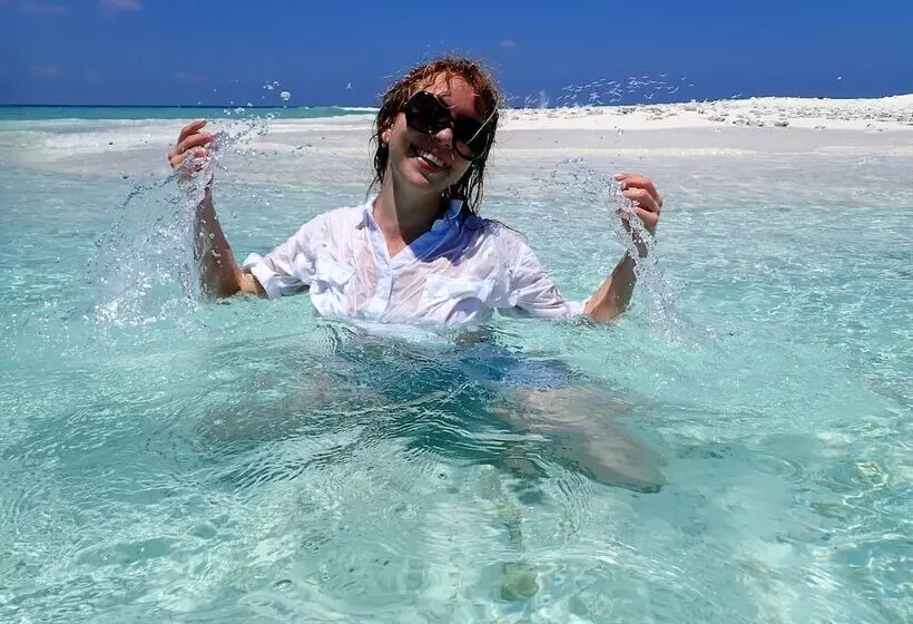 پانسیون Sealavie Inn