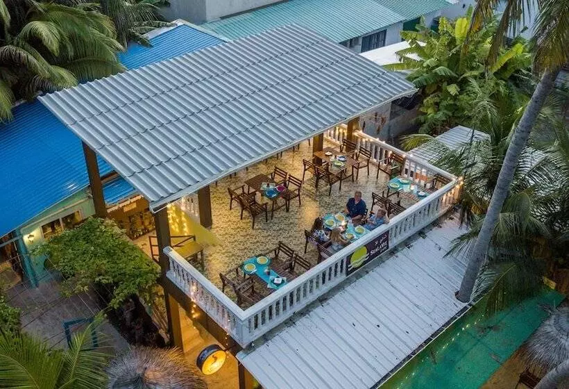 پانسیون Sealavie Inn