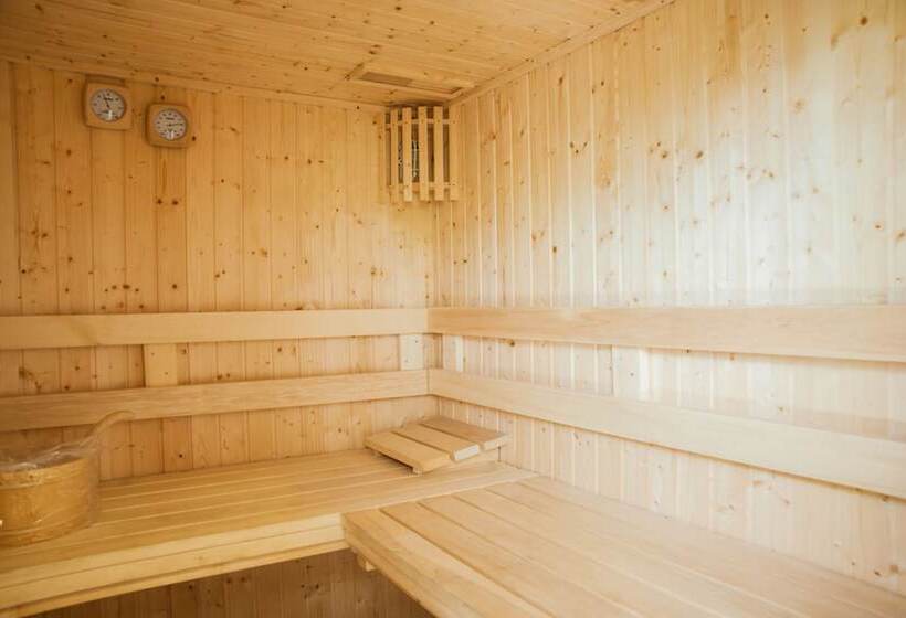 The Title Kr Beach Condotel Rawai Phuket