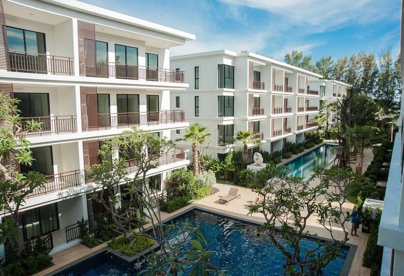 The Title Kr Beach Condotel Rawai Phuket
