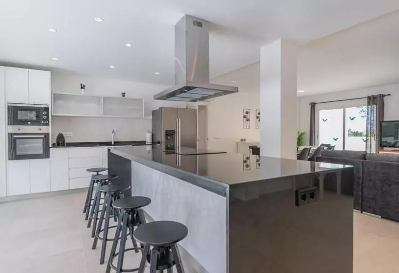 Yupihome Villa Bahía De Palma   Family Only