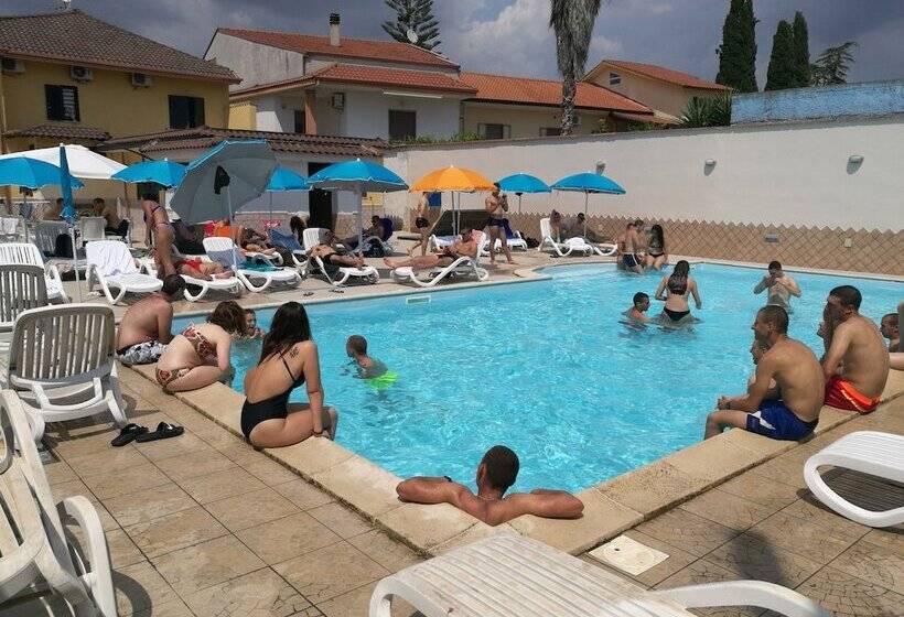 住宿加早餐  Garden Inn