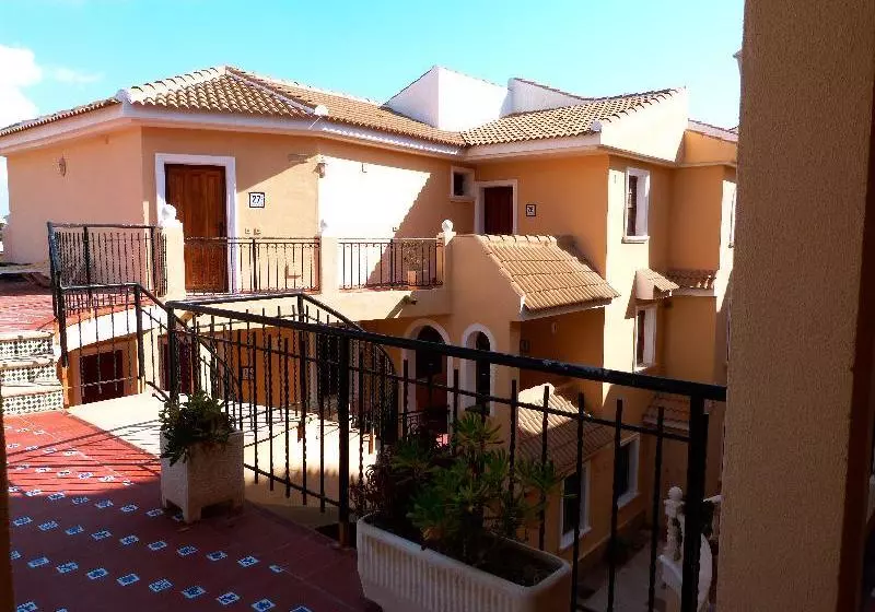 Hotelli Apartamentos Turísticos Shoal