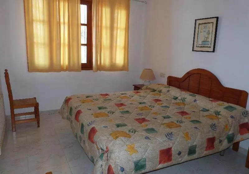 Hotelli Apartamentos Turísticos Shoal