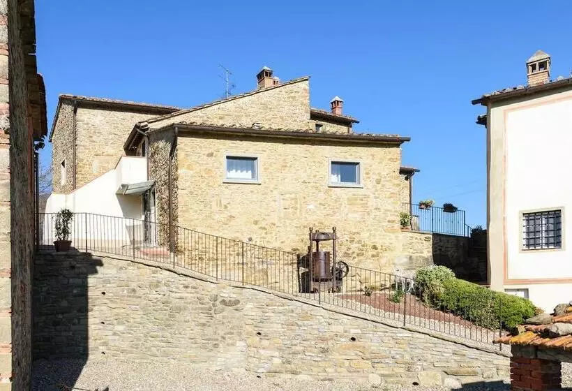 ホテル Baciano Azienda Agrituristico Venatoria