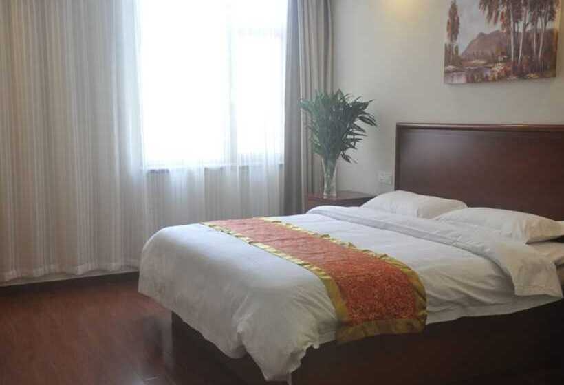 Отель Greentree Inn Linyi Feixian Jianshe Road Express