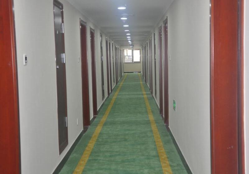 Отель Greentree Inn Linyi Feixian Jianshe Road Express