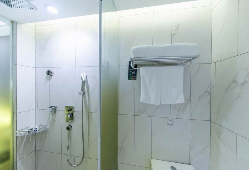 Otel Ibis Styles Quanzhou Quanxiu Road