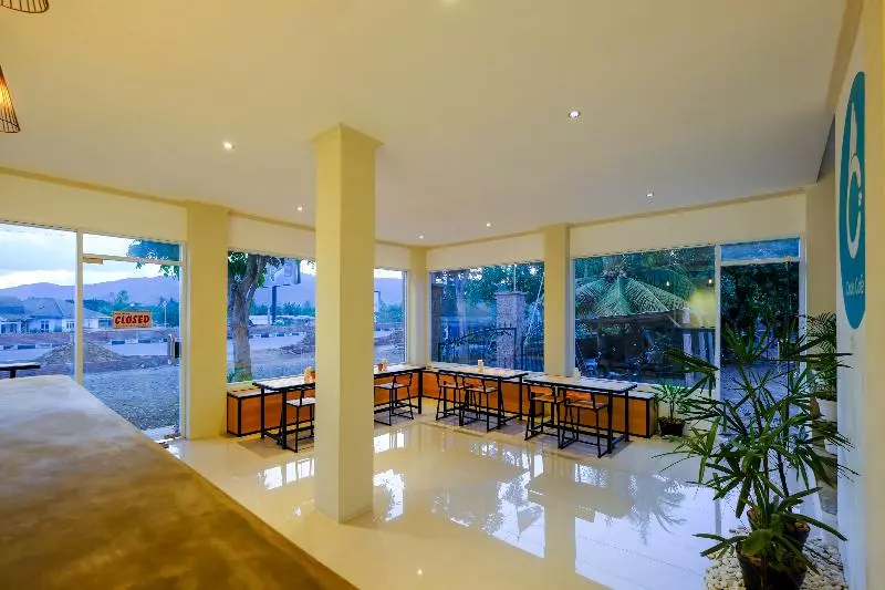 ホテル Kuta Circle Homestay