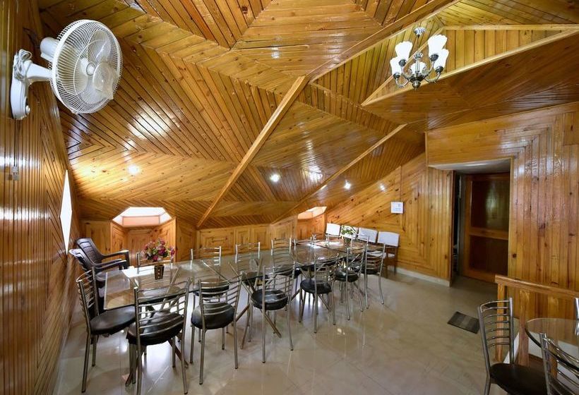 ホテル Omkara Homestay