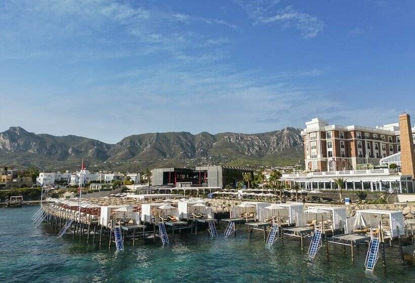 Kaya Palazzo Resort & Casino