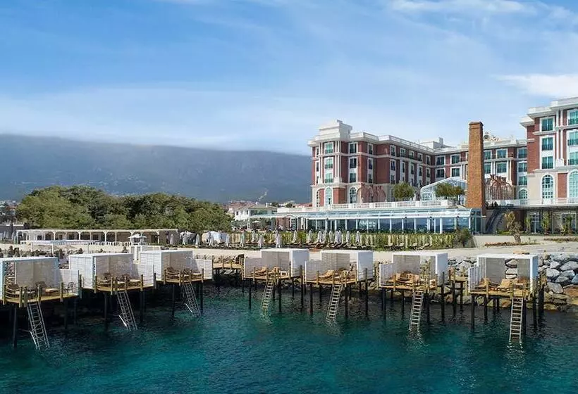 Kaya Palazzo Resort & Casino
