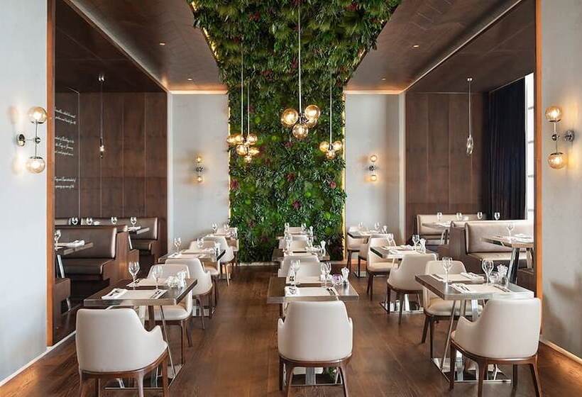 Kaya Palazzo Resort & Casino