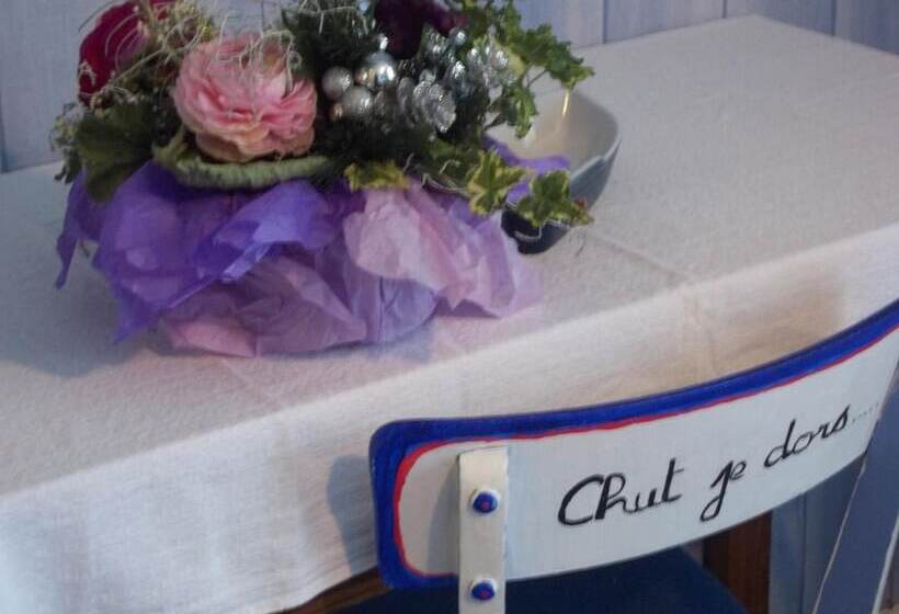 פנסיון Villa Les Dunes