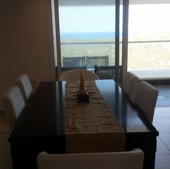 Prince Palace Netanya South Beach