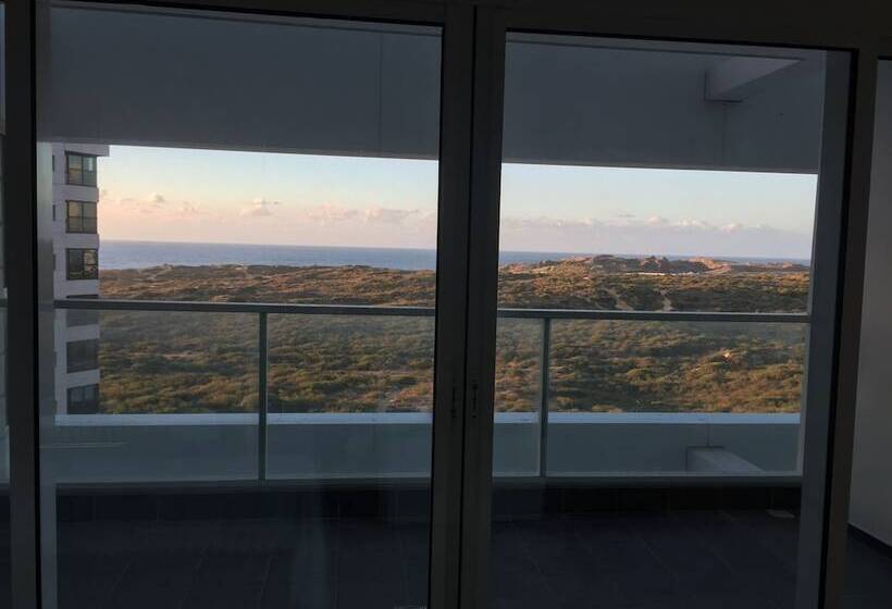 Prince Palace Netanya South Beach