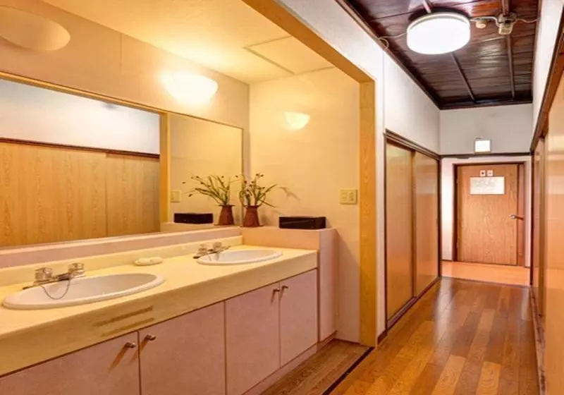 Kappo Ryokan Shiratame Ryokan