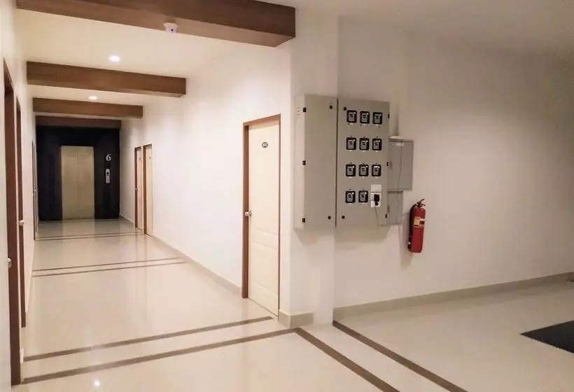 هتل Aung Pung Serviced Apartment