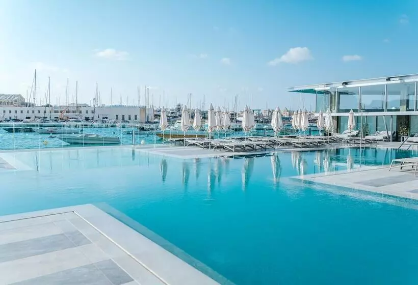Azur Hotel By St Hotels