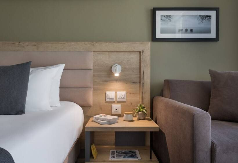 Azur Hotel By St Hotels