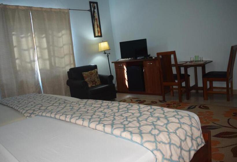 酒店 Coconut Pointe Villa & Beach Resort