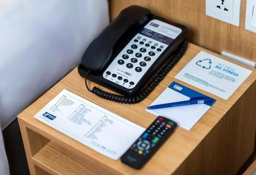 ホテル Holiday Inn Express Jakarta Matraman, An Ihg