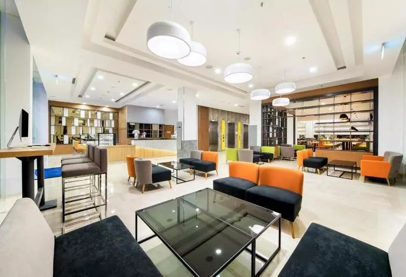 ホテル Holiday Inn Express Jakarta Matraman, An Ihg