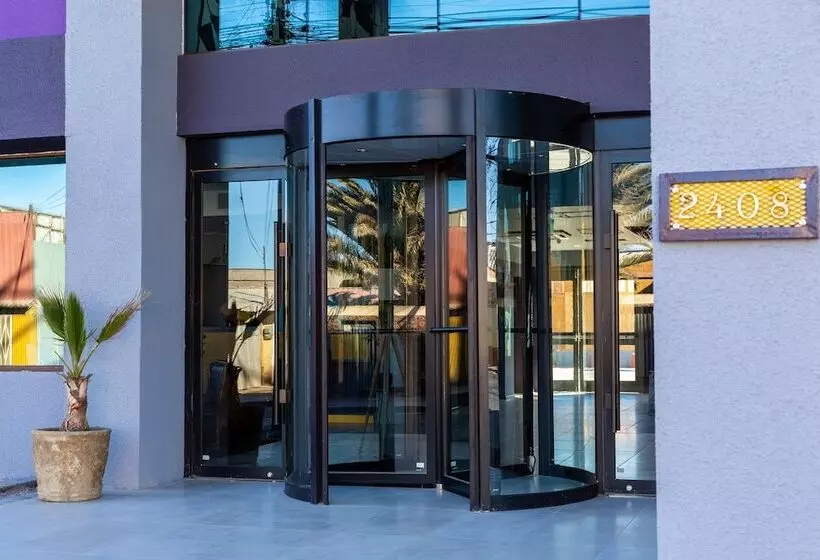 هتل Modular Express Calama