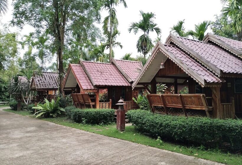 호텔 Phetsangsom Resort