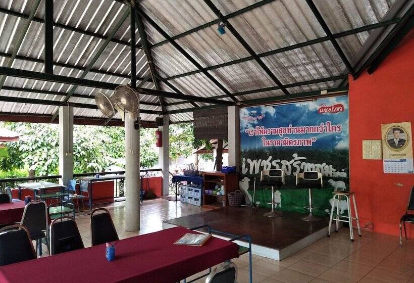 호텔 Phetsangsom Resort