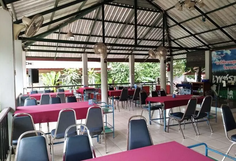 ホテル Phetsangsom Resort