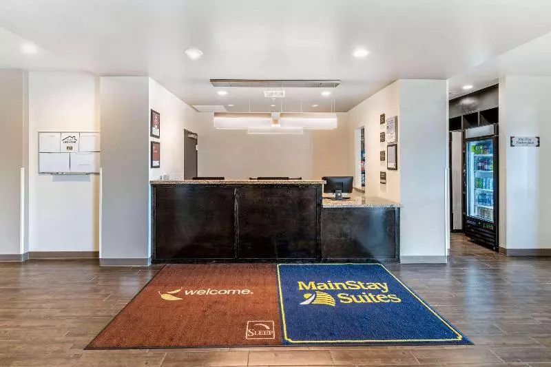ホテル Sleep Inn & Suites Denver International Airport