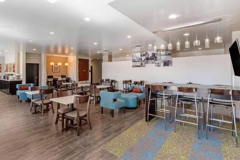 ホテル Sleep Inn & Suites Denver International Airport