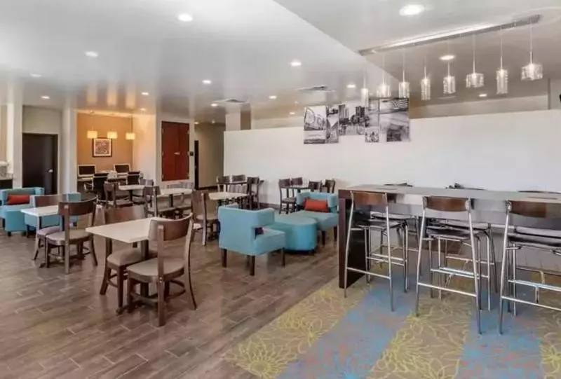 ホテル Sleep Inn & Suites Denver International Airport