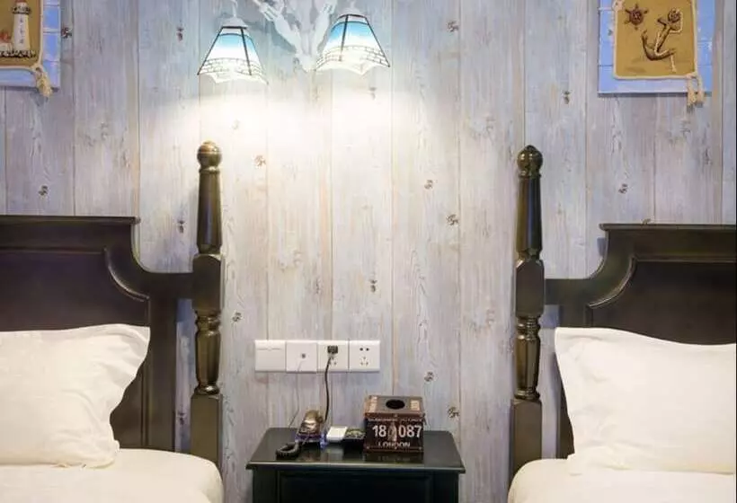 Kaite Weisi Hotel Phoenix Airport Branch