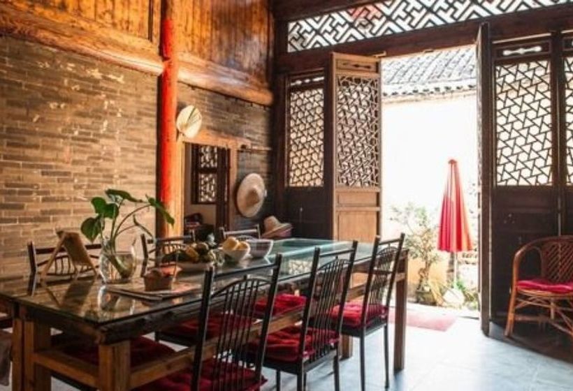 Pensão Laojia A Qing Dynasty House