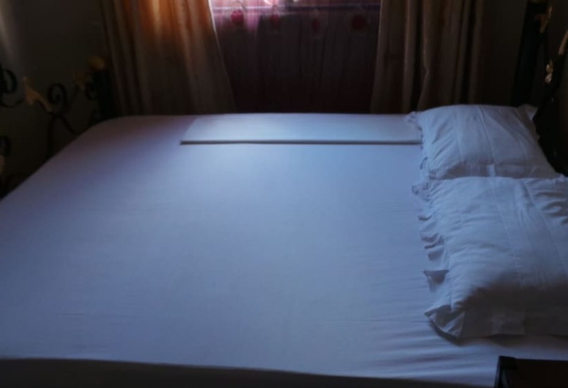 استراحتگاه Bush Route