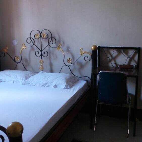 استراحتگاه Bush Route