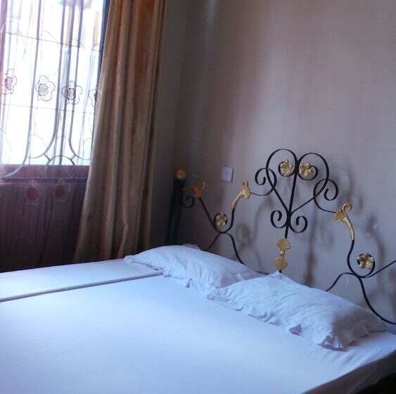 استراحتگاه Bush Route