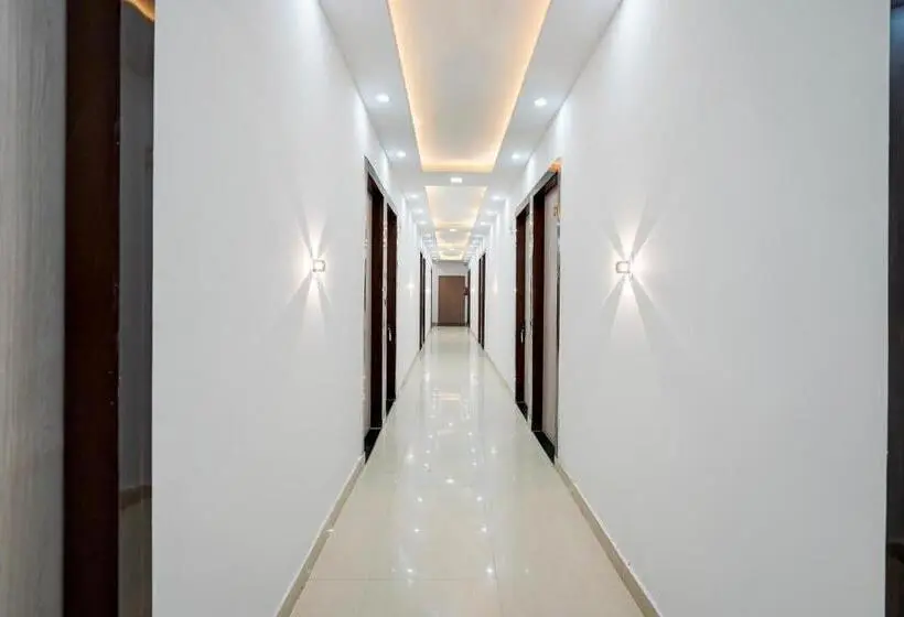 Hotelli Townhouse Oak Char Dham Vrindavan