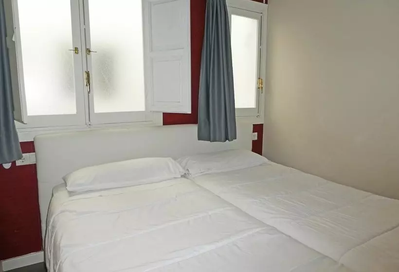 Apartamentos Valentina Deluxe 3000