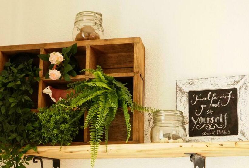 צימר Adventure Guesthouse Interlaken