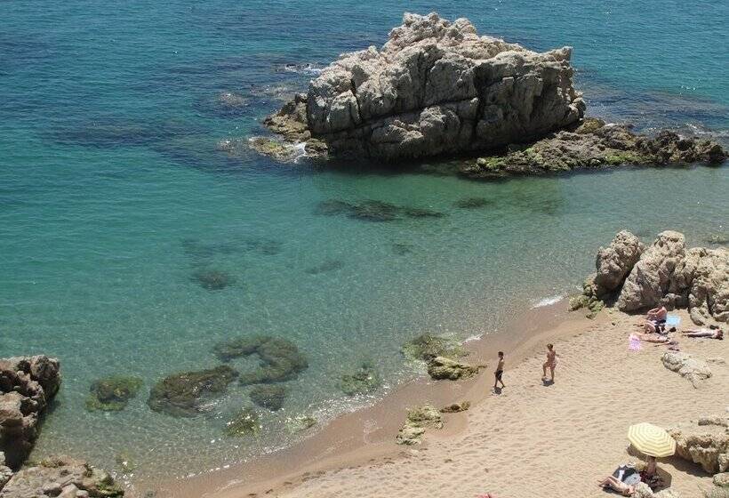 Hotel Camping Roca Grossa