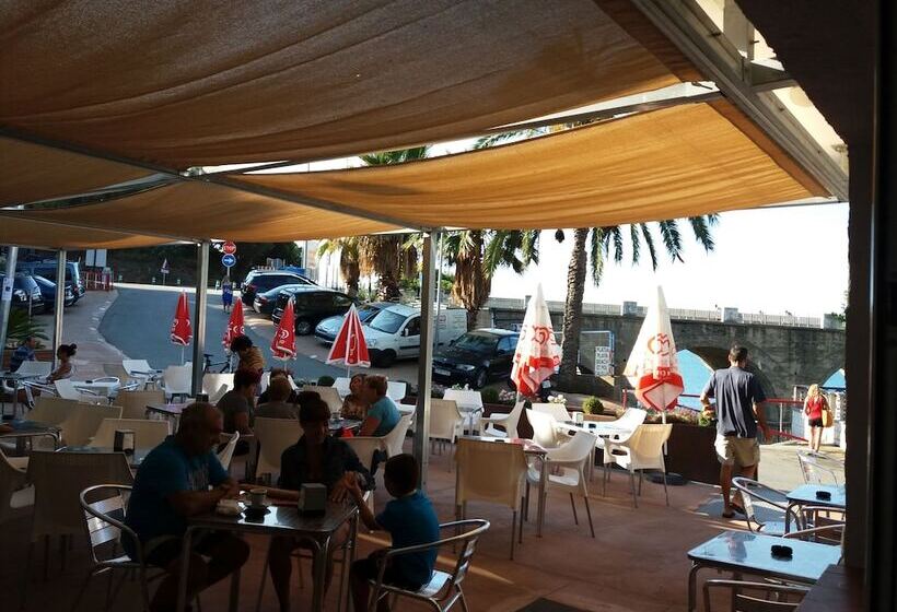 Hotel Camping Roca Grossa