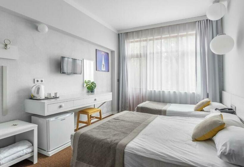 Delight Deluxe Hotel & Spa