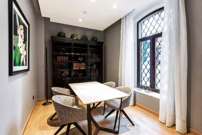 ホテル Eurostars Azahar