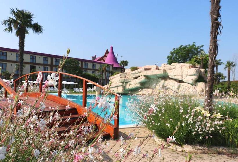 בית מלון כפרי Gardaland Magic