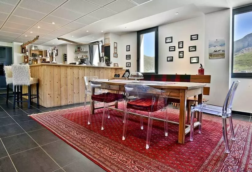 هتل Hôtel Du Pourtalet