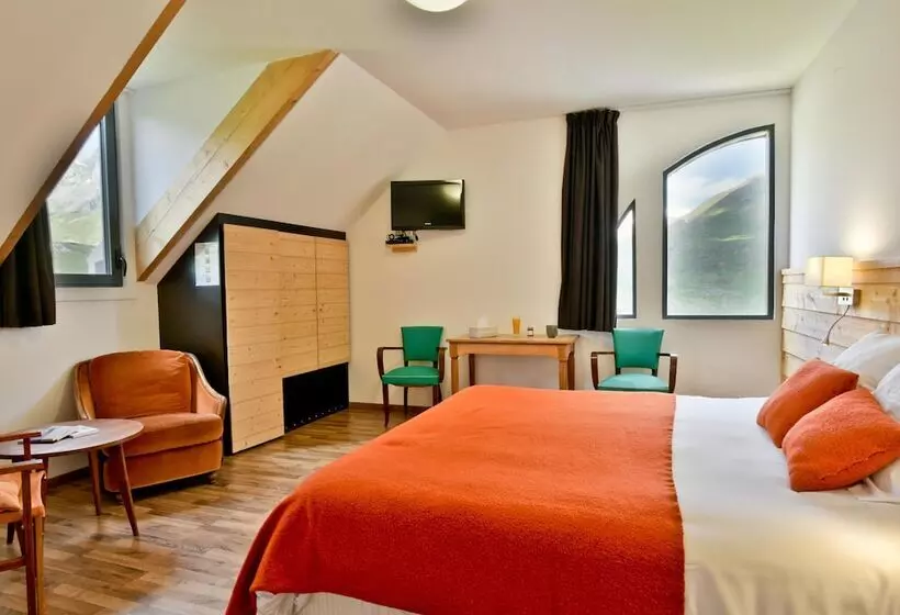 هتل Hôtel Du Pourtalet