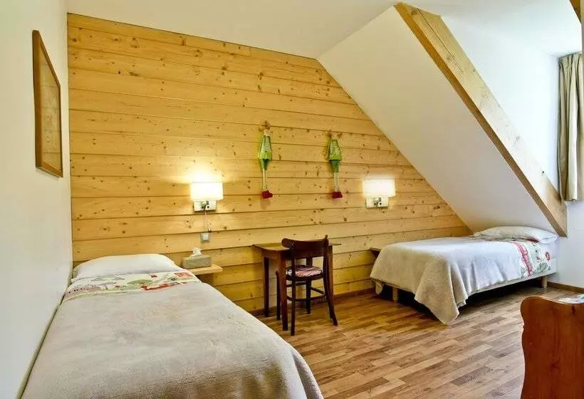 هتل Hôtel Du Pourtalet